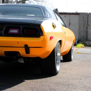 dodge-challenger-02.jpg