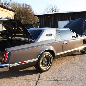 lincoln-mark-v-12.jpg