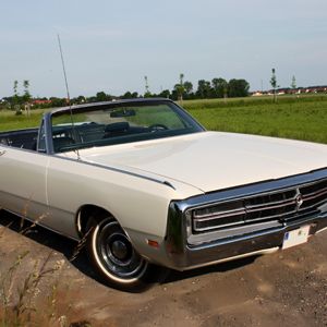 chrysler-300-02.jpg