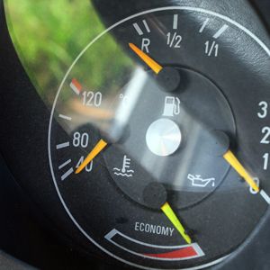 mercedes-sl280-22.jpg