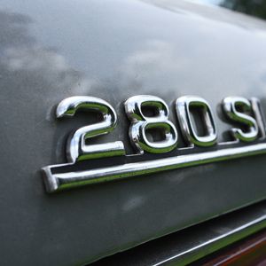 mercedes-sl280-07.jpg