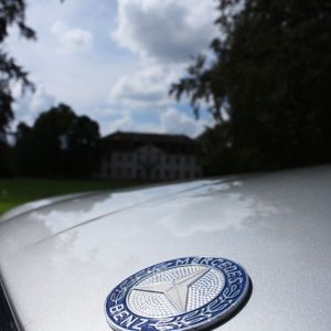 mercedes-sl280-08.jpg