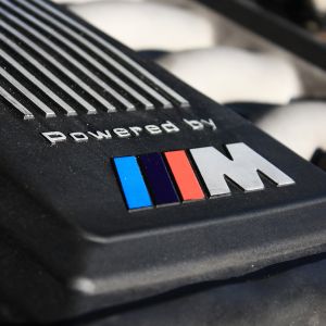 bmw850ci-09.jpg